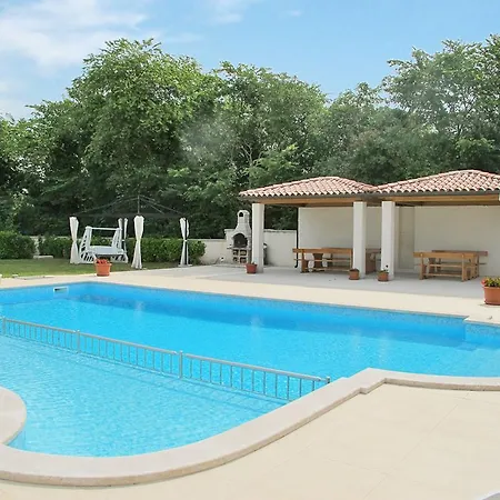 Ferienhaus Pula 730s