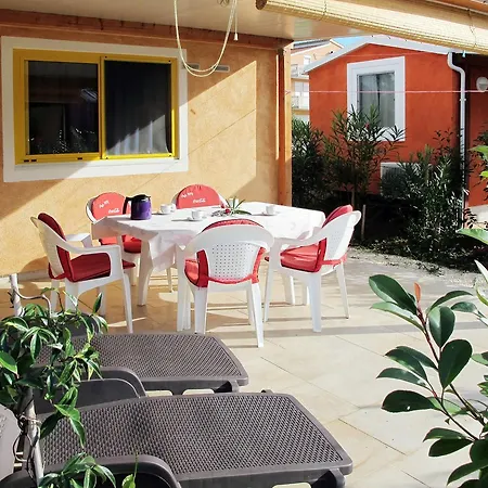 Ferienhaus Pula 730s Дом отдыха *